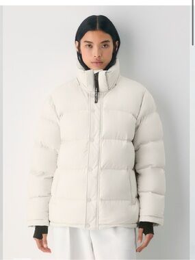 Aritzia White Super Puff